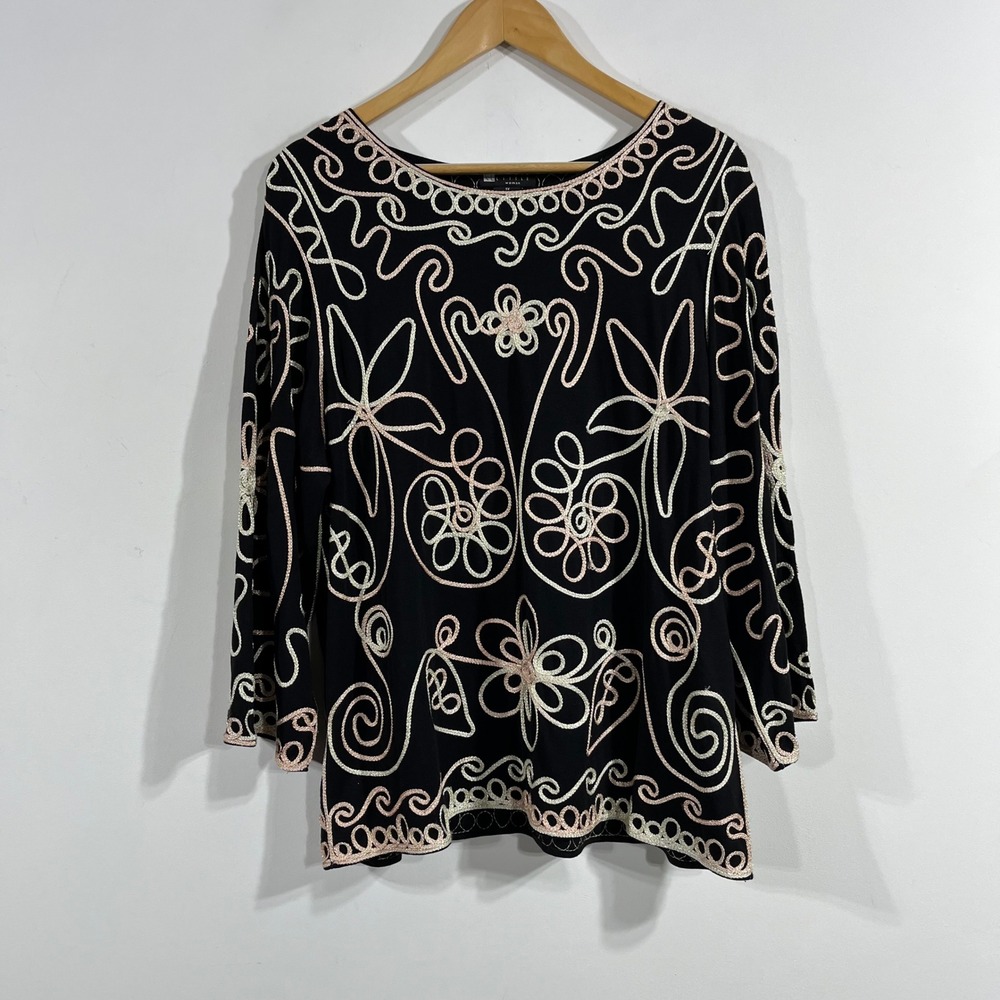 Carole Little Whimsigoth Boho Artsy Embroidered Floral Top Plus Size 1X Chic
